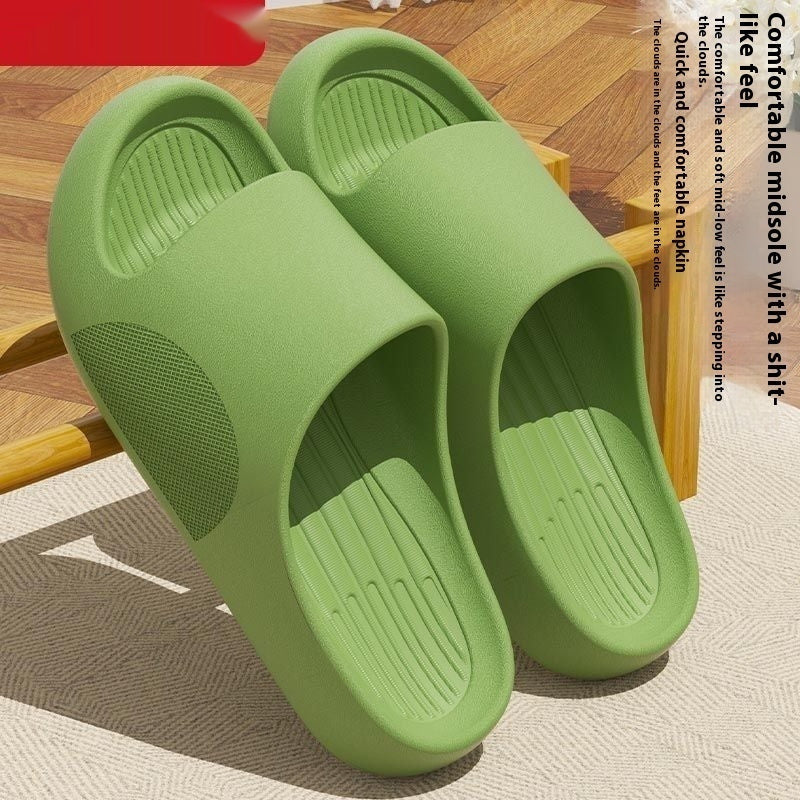 Sommer-Slipper mit dicken Sohlen für Herren als Oberbekleidung