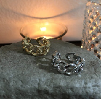 MODISCHE Ringkette mit einzigartigem DESIGN
