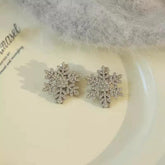 Cyrstal Snowflake Pearl Hair Clip Winter Girls Small Sweet Bobby Pins Women Fashion Retro Flower Hairside Headwear Accessories Hair Jewelry - Swefashionstore