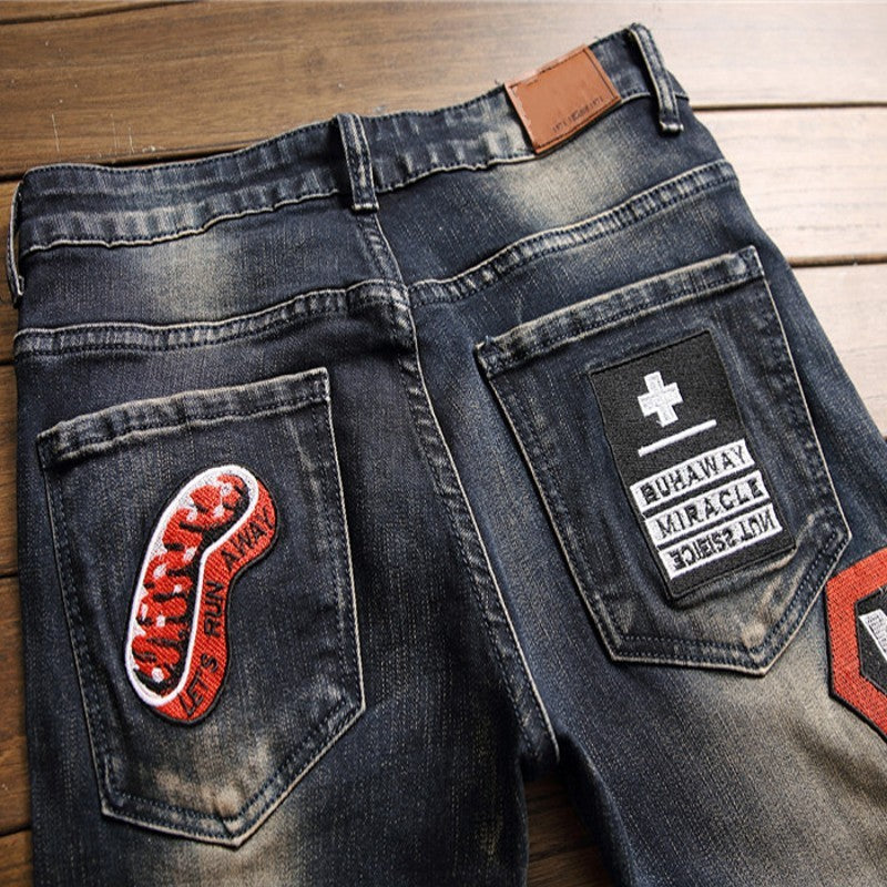 RIPPED Herren Jeans mit Patch