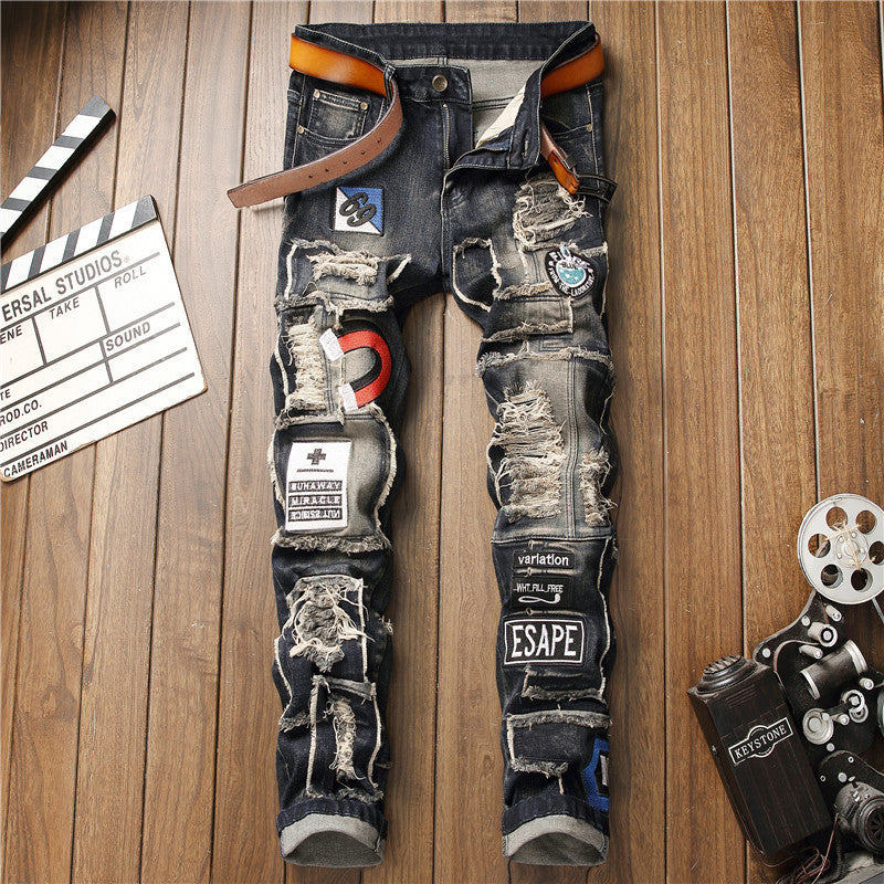RIPPED Herren Jeans mit Patch
