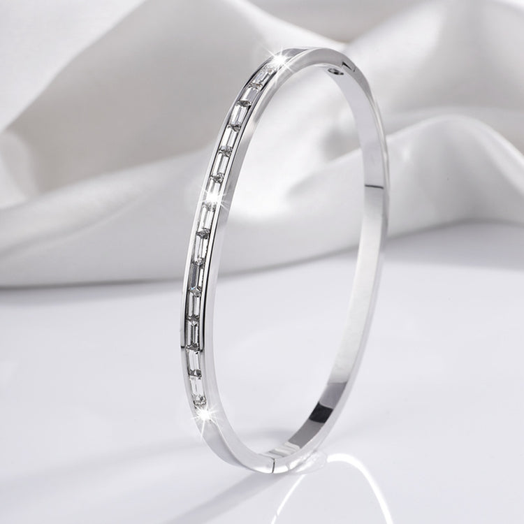 New Non-fading Diamond-Embedded Stainless Steel Bracelet For Women - Swefashionstore
