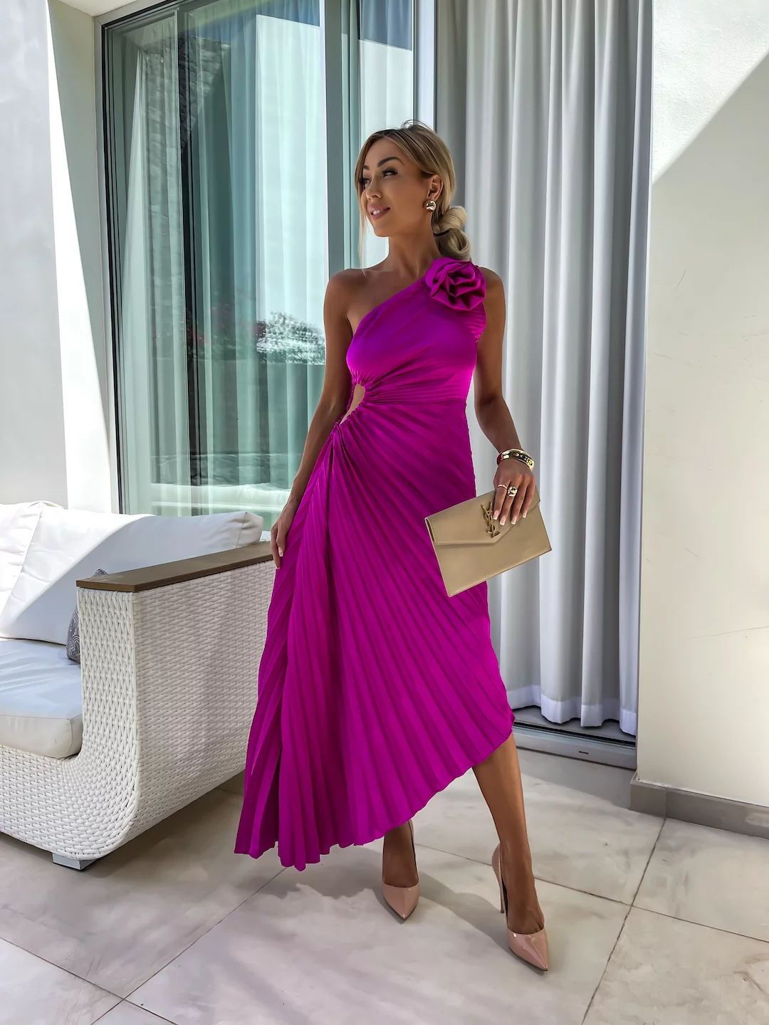 Ins Pleated One-shoulder With Big Rose Flower Fashionable Dress - Swefashionstore