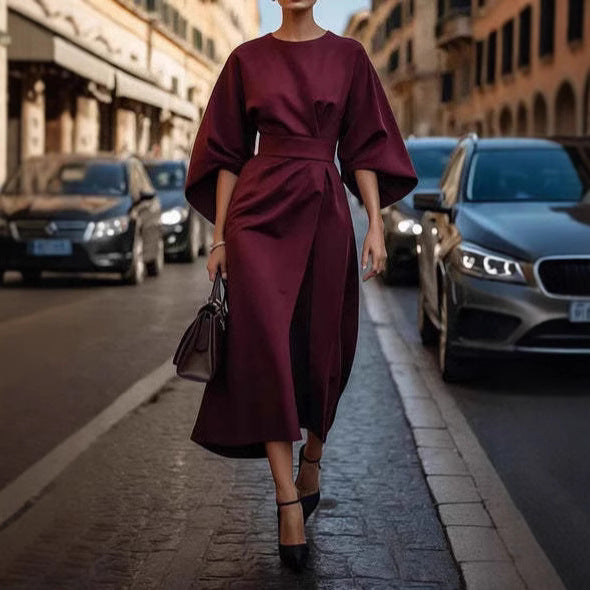 Loose batwing sleeve dress in burgundy, street hipster style, fashionable and comfortable.