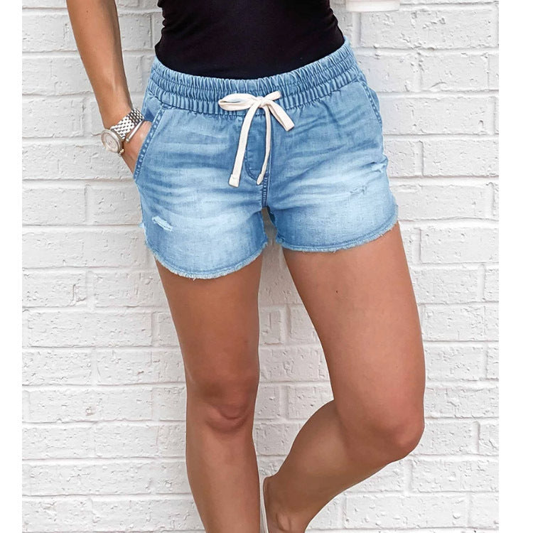 Sommer-Jeans mit kurzer, mittelhoher Taille und lockerer Waschung