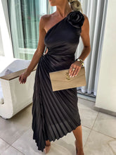 Ins Pleated One-shoulder With Big Rose Flower Fashionable Dress - Swefashionstore