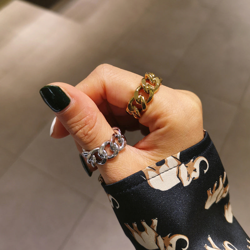 MODISCHE Ringkette mit einzigartigem DESIGN