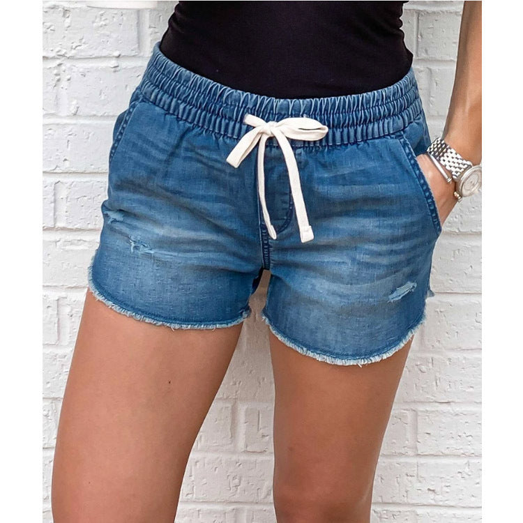 Sommer-Jeans mit kurzer, mittelhoher Taille und lockerer Waschung