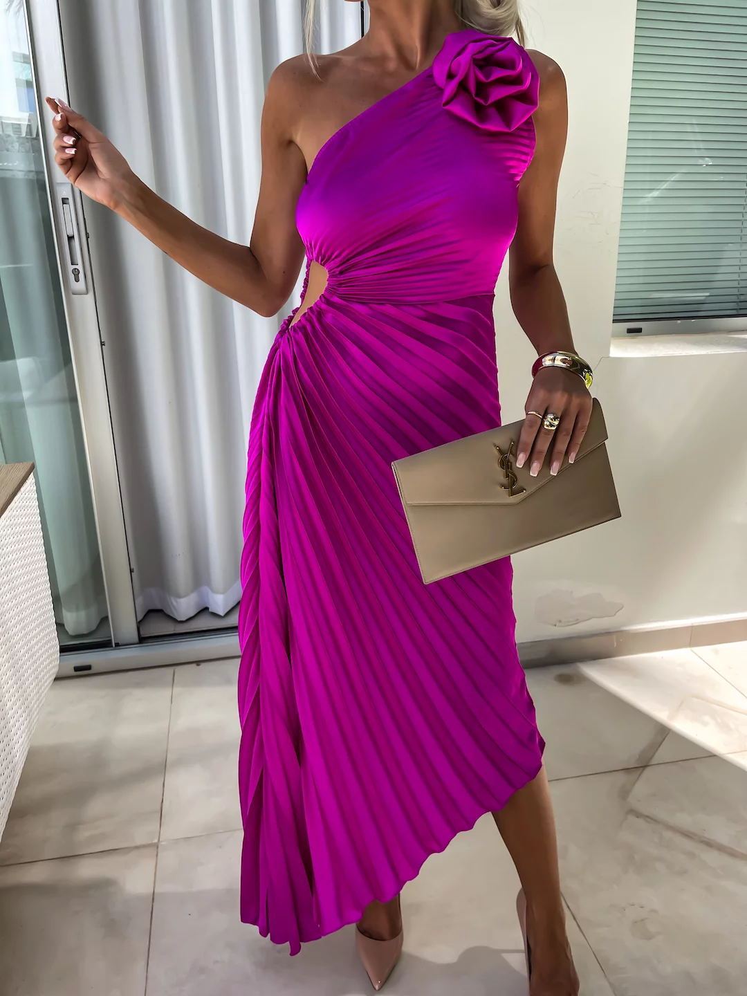Ins Pleated One-shoulder With Big Rose Flower Fashionable Dress - Swefashionstore