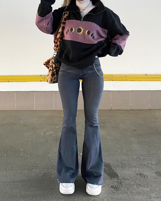 Denim-Stretch-Jeans mit weitem Bein und niedriger Taille