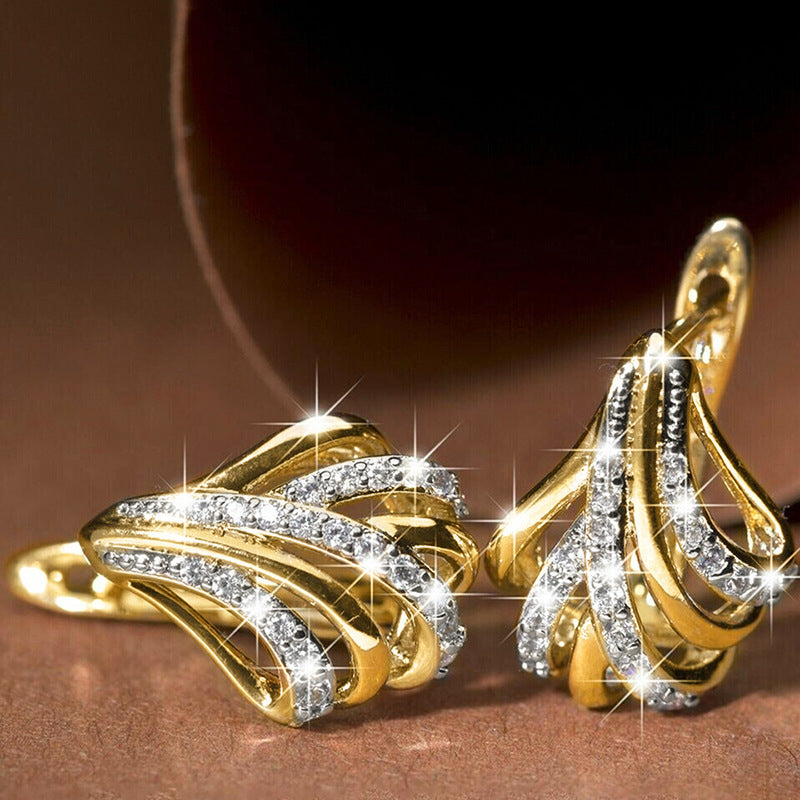 Elegant French Triangle Ginkgo Leaves Ear Clip - Swefashionstore