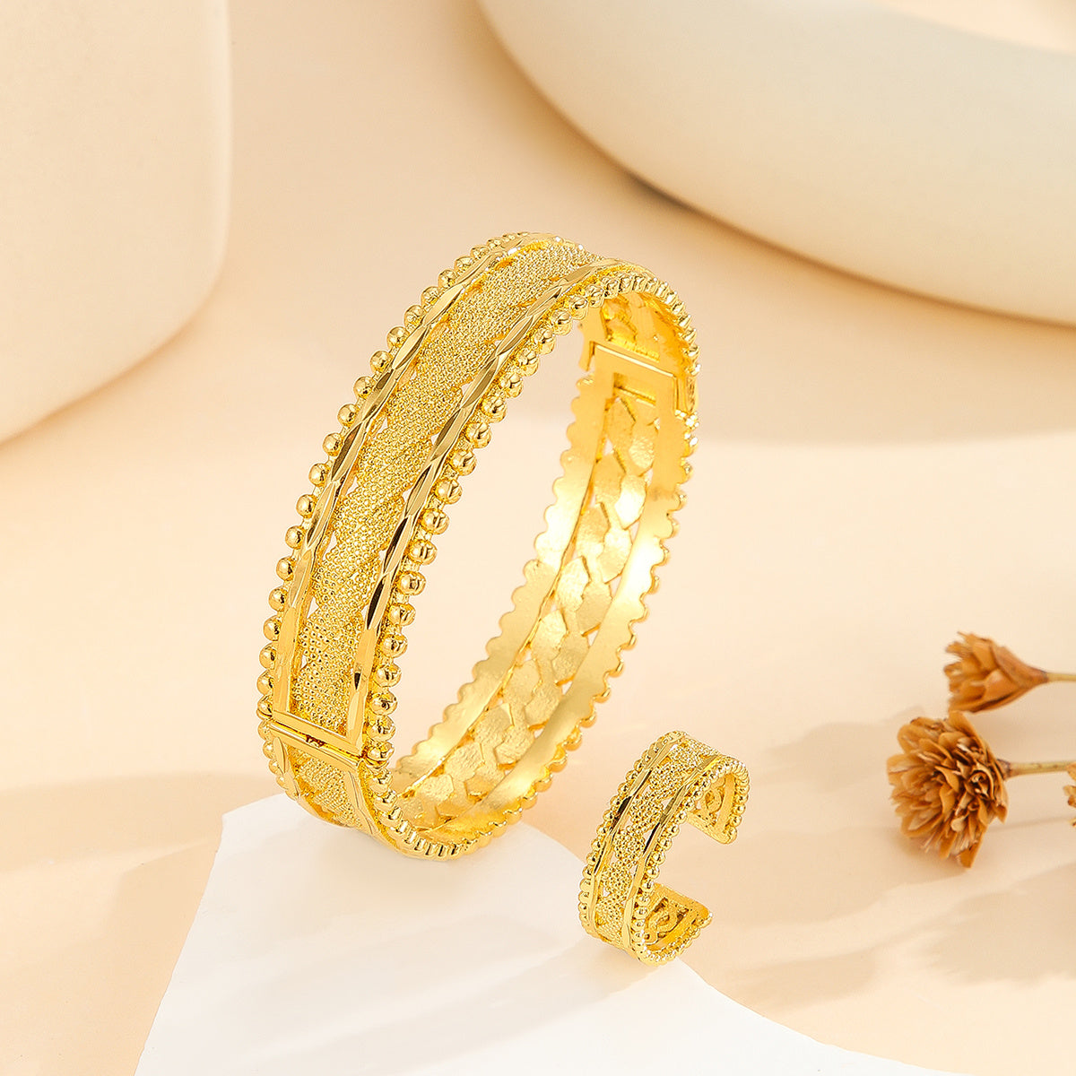 2pcs Vintage Gold Plated Bracelet Vacuum Electroplating