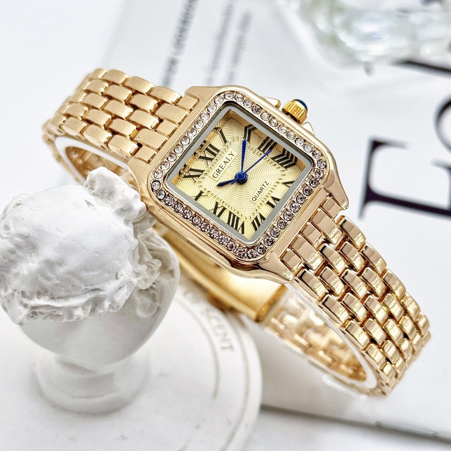 Classic Retro-Square Waterproof Women's Diamond-embedded Watch