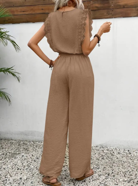 ELEGANTES Exklusives Spitzenbesatz-Shorts-Set