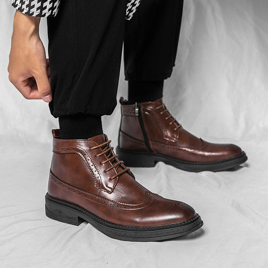 Men's brown Chelsea boots for casual business wear.