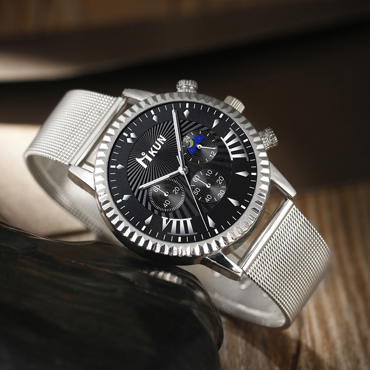 New Fashion Casual Sports Watch with black dial and silver stainless steel band.