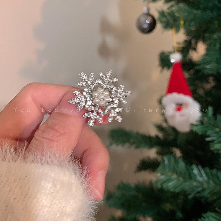 Cyrstal Snowflake Pearl Hair Clip Winter Girls Small Sweet Bobby Pins Women Fashion Retro Flower Hairside Headwear Accessories Hair Jewelry - Swefashionstore
