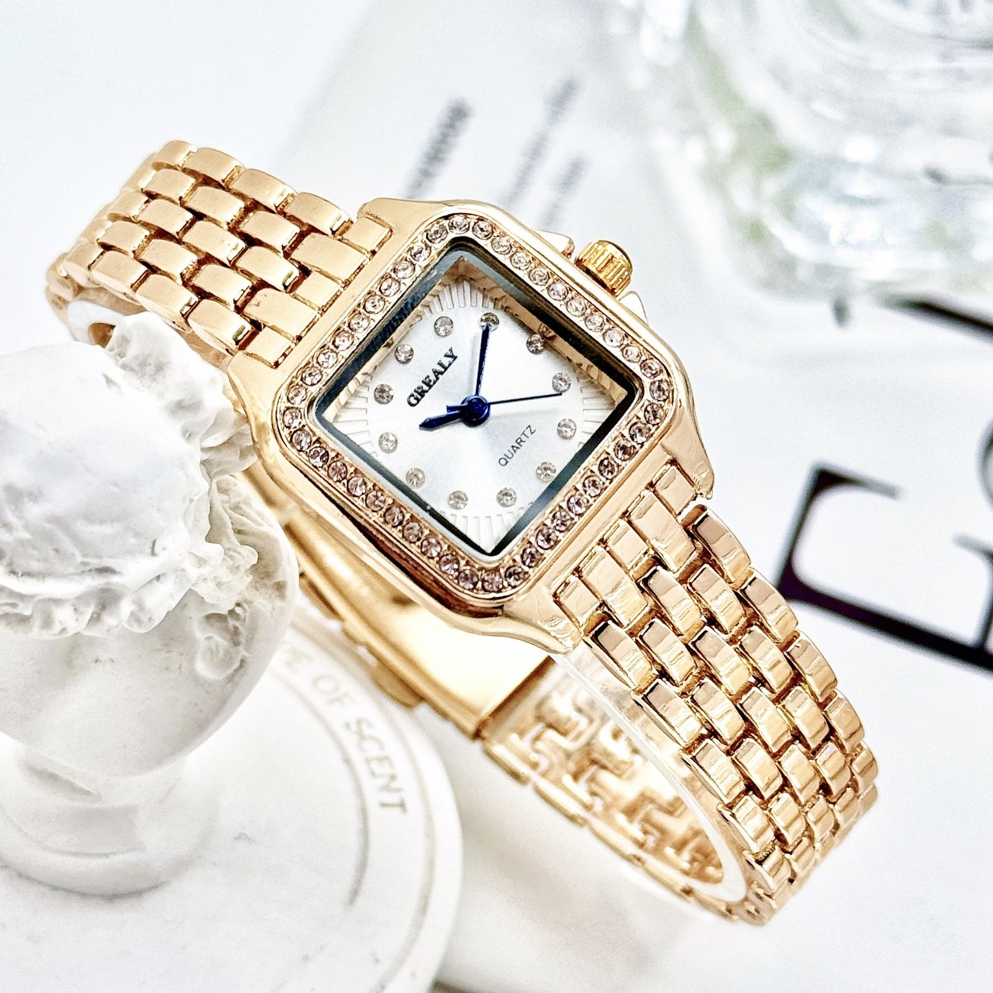 Classic Retro-Square Waterproof Women's Diamond-embedded Watch