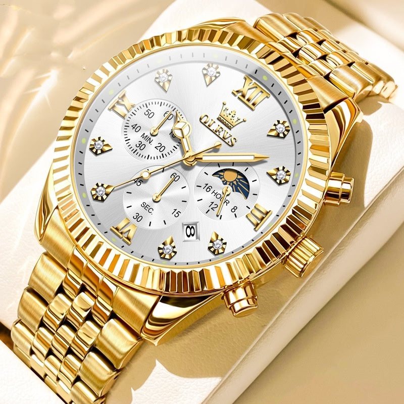 Men's fashionable golden quartz watch with a steel belt and white dial, featuring coated glass and waterproof up to 30m.