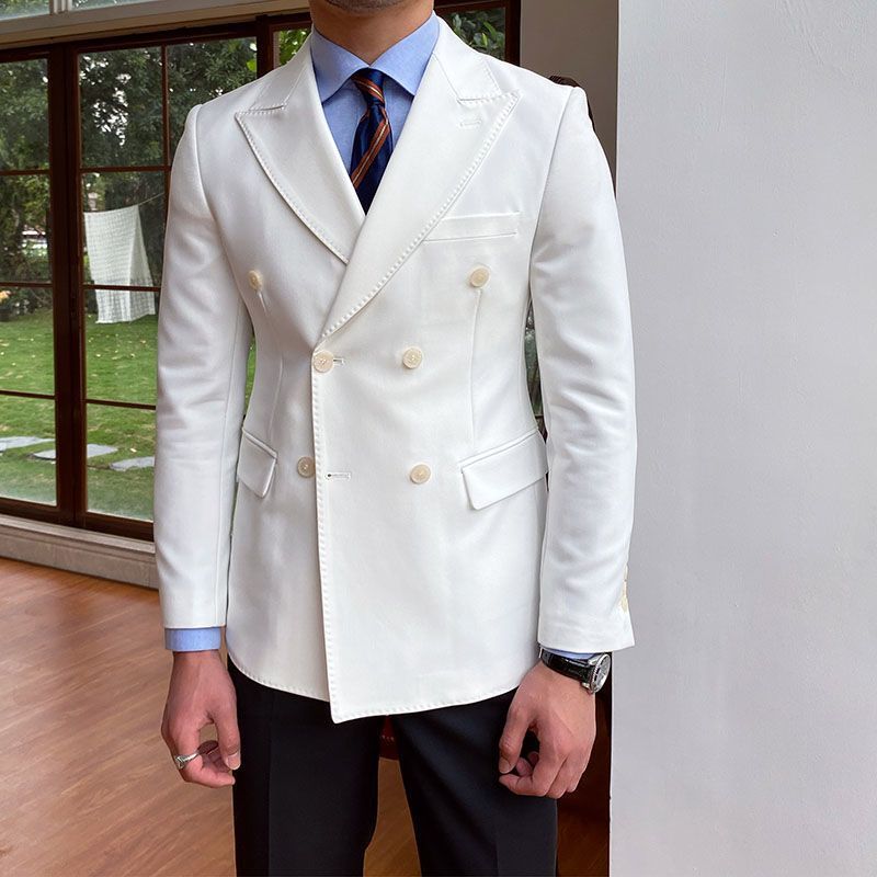 Casual business double-breasted suit jacket in white, ideal for versatile styling.
