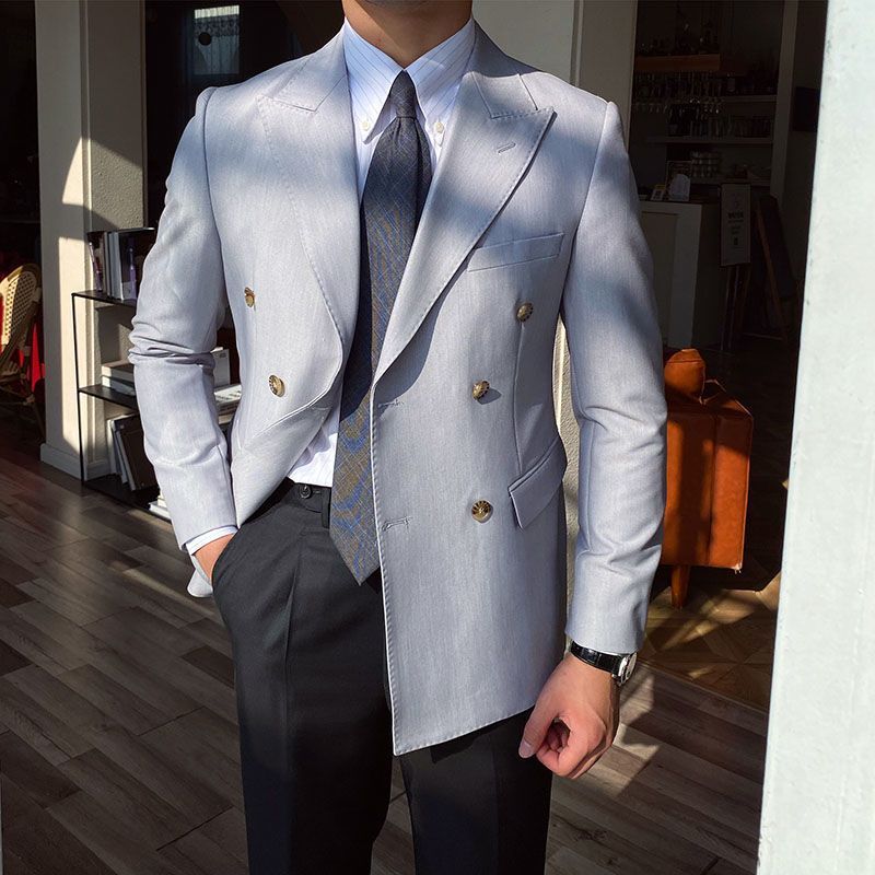 Casual business all-match double-breasted suit jacket in light gray with gold buttons.